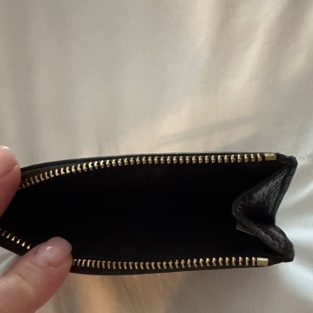 Tory Burch Black Wristlet with Gold Logo - Picture 3 of 3